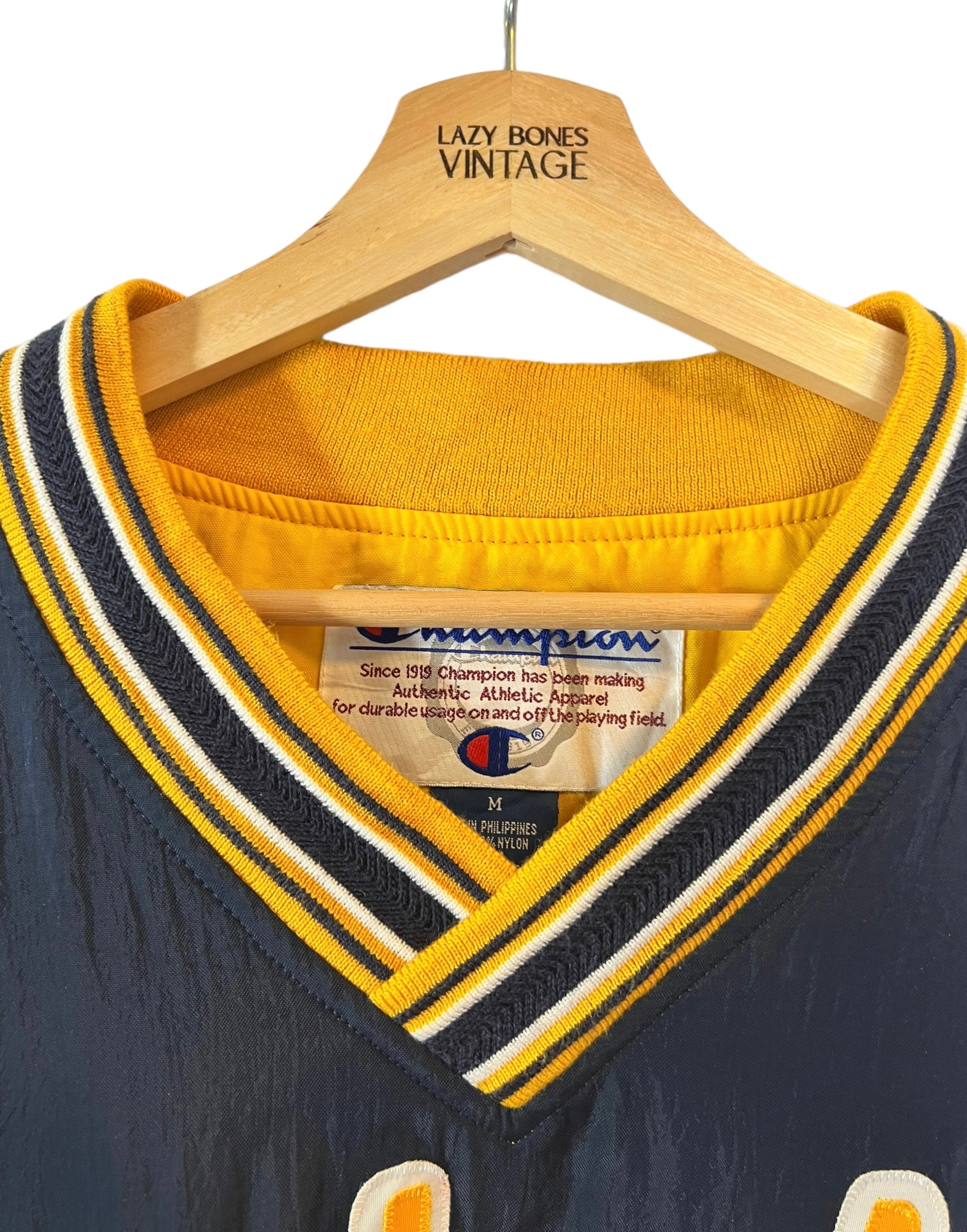 VINTAGE CHAMPION ROCHESTER YELLOW JACKETS MEDIUM Poison To The Bone